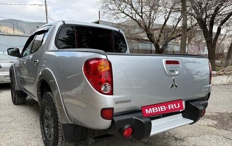 Mitsubishi L200 IV рестайлинг, 2012 год, 1 850 000 рублей, 5 фотография