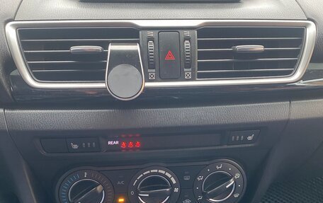 Mazda 3, 2014 год, 1 050 000 рублей, 10 фотография