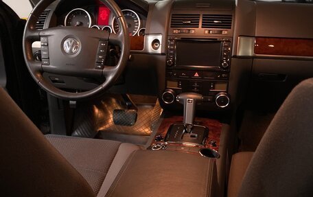 Volkswagen Touareg III, 2009 год, 1 800 000 рублей, 9 фотография