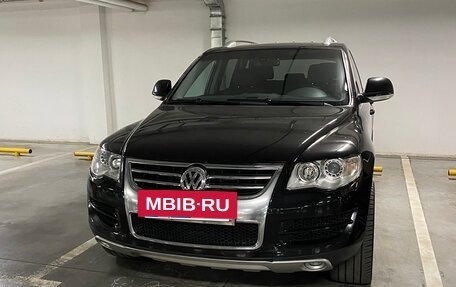 Volkswagen Touareg III, 2009 год, 1 800 000 рублей, 2 фотография