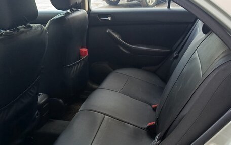 Toyota Avensis III рестайлинг, 2007 год, 800 000 рублей, 8 фотография