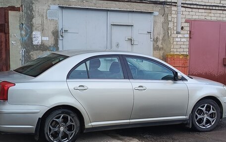 Toyota Avensis III рестайлинг, 2007 год, 800 000 рублей, 5 фотография