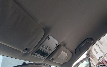 Toyota Avensis III рестайлинг, 2007 год, 800 000 рублей, 20 фотография