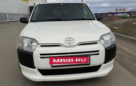 Toyota Probox I, 2015 год, 1 000 000 рублей, 3 фотография