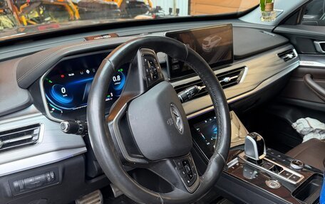 Chery Tiggo 8 Pro, 2021 год, 1 850 000 рублей, 5 фотография