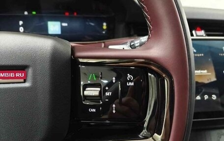 Land Rover Range Rover Evoque II, 2025 год, 6 090 000 рублей, 16 фотография