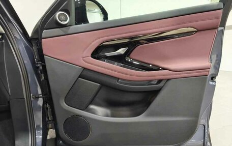 Land Rover Range Rover Evoque II, 2025 год, 6 090 000 рублей, 33 фотография