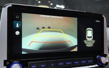 Hyundai Kona I, 2022 год, 1 968 000 рублей, 10 фотография