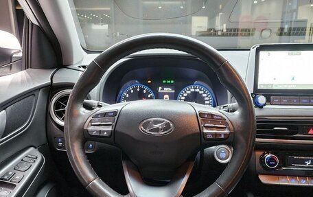 Hyundai Kona I, 2022 год, 1 968 000 рублей, 9 фотография