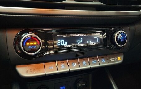 Hyundai Kona I, 2022 год, 1 968 000 рублей, 15 фотография