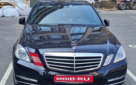 Mercedes-Benz E-Класс, 2012 год, 2 050 000 рублей, 1 фотография