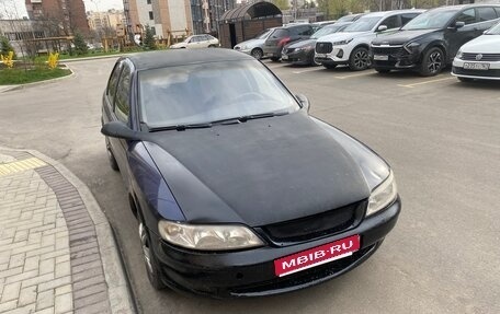 Opel Vectra B рестайлинг, 1998 год, 200 000 рублей, 1 фотография