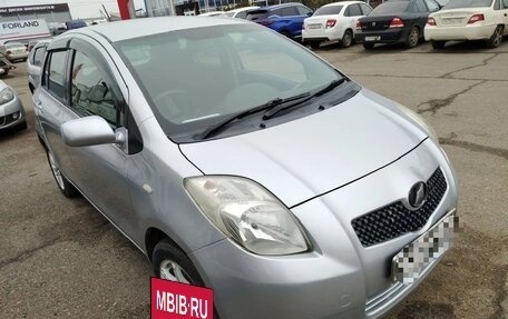 Toyota Vitz, 2005 год, 409 000 рублей, 2 фотография