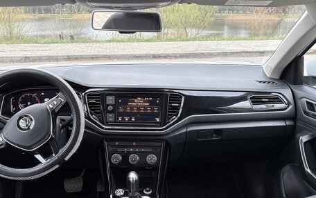 Volkswagen T-Roc I, 2020 год, 2 899 000 рублей, 13 фотография