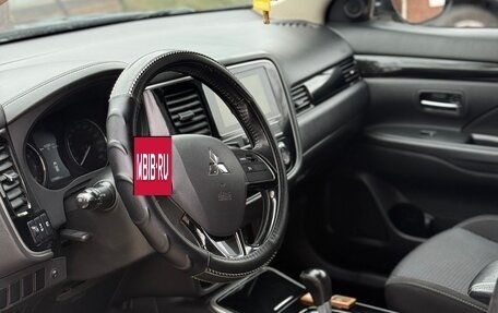 Mitsubishi Outlander III рестайлинг 3, 2019 год, 2 100 000 рублей, 27 фотография