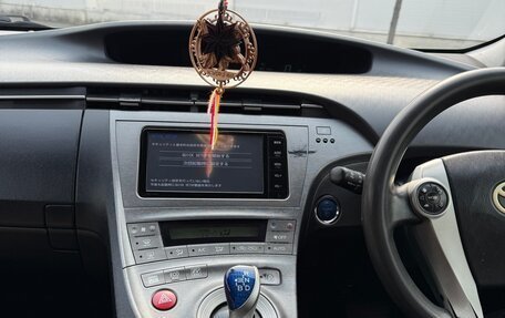 Toyota Prius, 2014 год, 1 100 000 рублей, 21 фотография