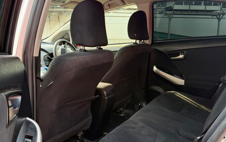 Toyota Prius, 2014 год, 1 100 000 рублей, 15 фотография