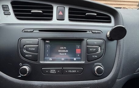 KIA cee'd III, 2015 год, 1 400 000 рублей, 14 фотография