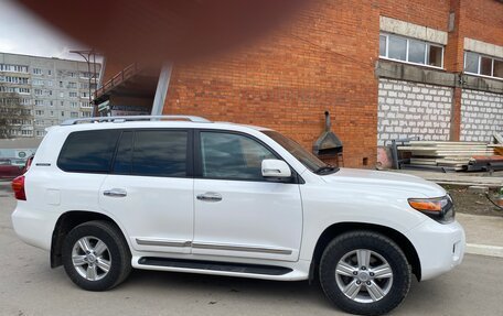 Toyota Land Cruiser 200, 2015 год, 4 600 000 рублей, 5 фотография