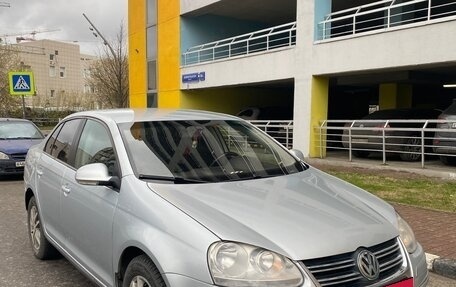 Volkswagen Jetta VI, 2009 год, 570 000 рублей, 3 фотография