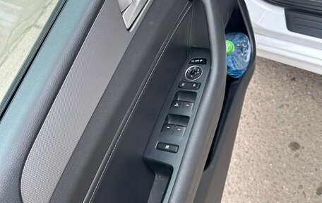 Hyundai Sonata VII, 2019 год, 1 650 000 рублей, 7 фотография