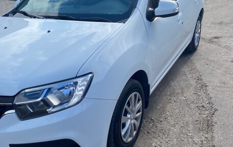 Renault Logan II, 2021 год, 1 140 000 рублей, 10 фотография