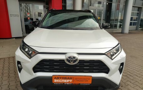 Toyota RAV4, 2021 год, 3 720 000 рублей, 2 фотография