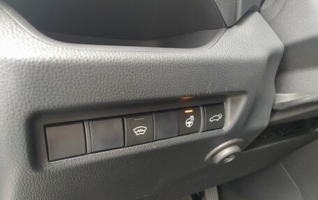 Toyota RAV4, 2021 год, 3 720 000 рублей, 10 фотография