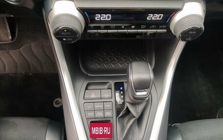 Toyota RAV4, 2021 год, 3 720 000 рублей, 12 фотография