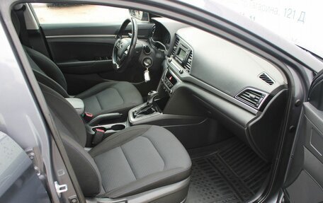 Hyundai Elantra VI рестайлинг, 2018 год, 1 499 000 рублей, 9 фотография