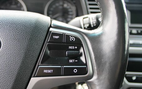 Hyundai Elantra VI рестайлинг, 2018 год, 1 499 000 рублей, 15 фотография