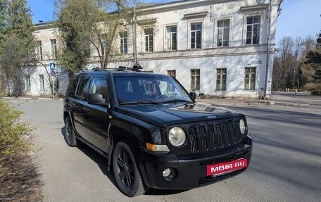 Jeep Liberty (Patriot), 2007 год, 700 000 рублей, 2 фотография