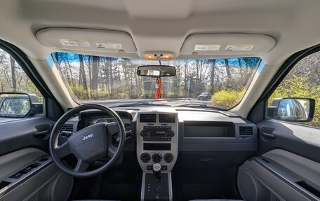 Jeep Liberty (Patriot), 2007 год, 700 000 рублей, 10 фотография