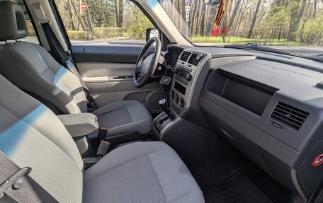 Jeep Liberty (Patriot), 2007 год, 700 000 рублей, 7 фотография