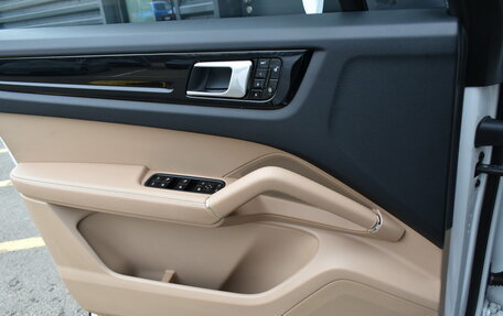 Porsche Cayenne III, 2018 год, 6 490 000 рублей, 9 фотография