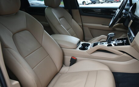 Porsche Cayenne III, 2018 год, 6 490 000 рублей, 25 фотография