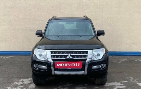 Mitsubishi Pajero IV, 2017 год, 2 390 000 рублей, 2 фотография