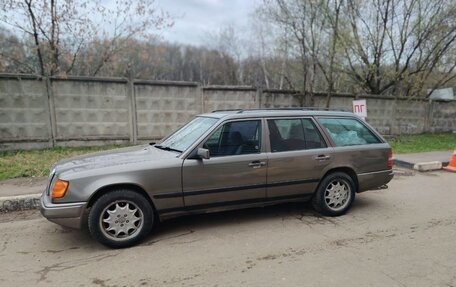 Mercedes-Benz W124, 1986 год, 370 000 рублей, 4 фотография