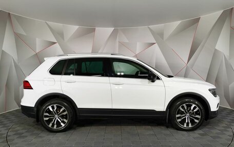 Volkswagen Tiguan II, 2019 год, 2 425 000 рублей, 6 фотография