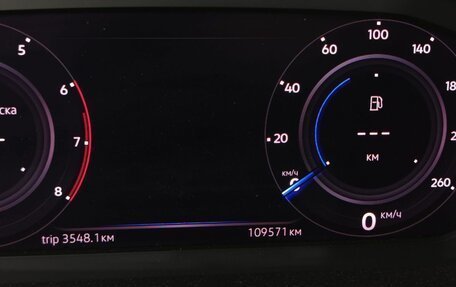 Volkswagen Tiguan II, 2019 год, 2 425 000 рублей, 18 фотография