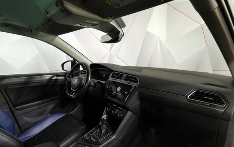 Volkswagen Tiguan II, 2019 год, 2 425 000 рублей, 13 фотография