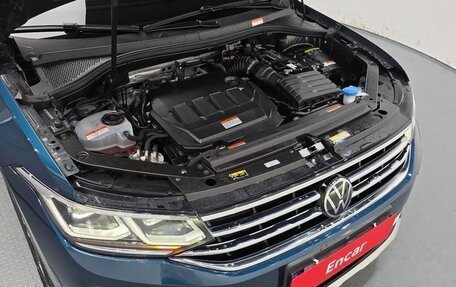 Volkswagen Tiguan II, 2022 год, 3 000 000 рублей, 14 фотография