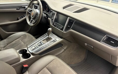 Porsche Macan I рестайлинг, 2018 год, 3 899 000 рублей, 20 фотография