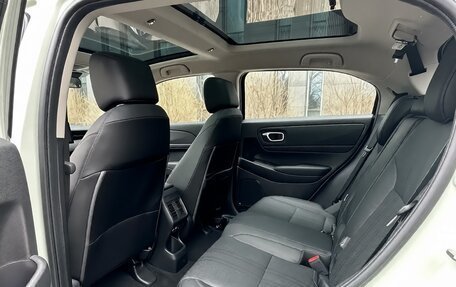 Honda Vezel, 2022 год, 2 331 000 рублей, 9 фотография