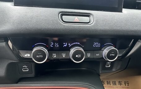 Honda Vezel, 2022 год, 2 331 000 рублей, 8 фотография