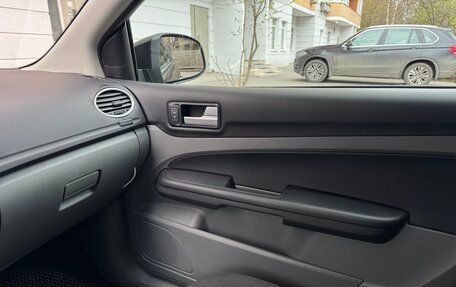 Ford Focus II рестайлинг, 2009 год, 590 000 рублей, 21 фотография