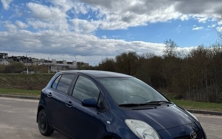 Toyota Yaris III рестайлинг, 2008 год, 650 000 рублей, 5 фотография