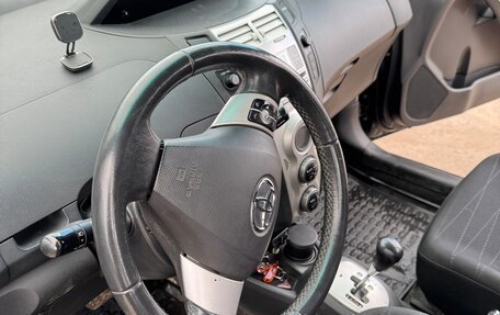 Toyota Yaris III рестайлинг, 2008 год, 650 000 рублей, 9 фотография