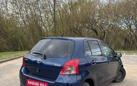 Toyota Yaris III рестайлинг, 2008 год, 650 000 рублей, 7 фотография