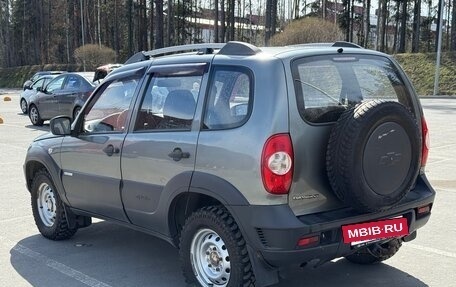 Chevrolet Niva I рестайлинг, 2013 год, 480 000 рублей, 4 фотография